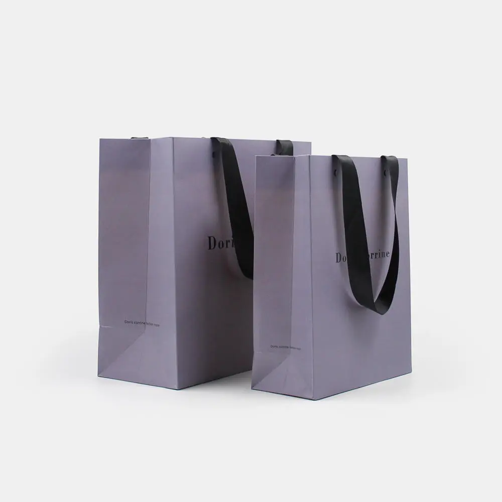 garment shop paper bag